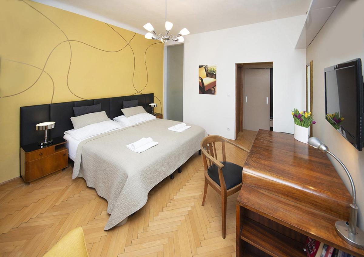 Bed&Breakfast&Apartment Klafé Brno Esterno foto